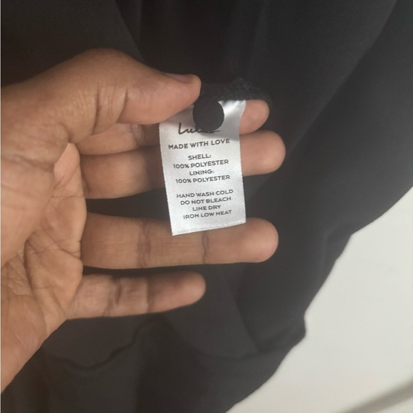 Athleta Stratus Il Tee Top Black 988022 Size L Long Sleeve - Picture 8 of 8